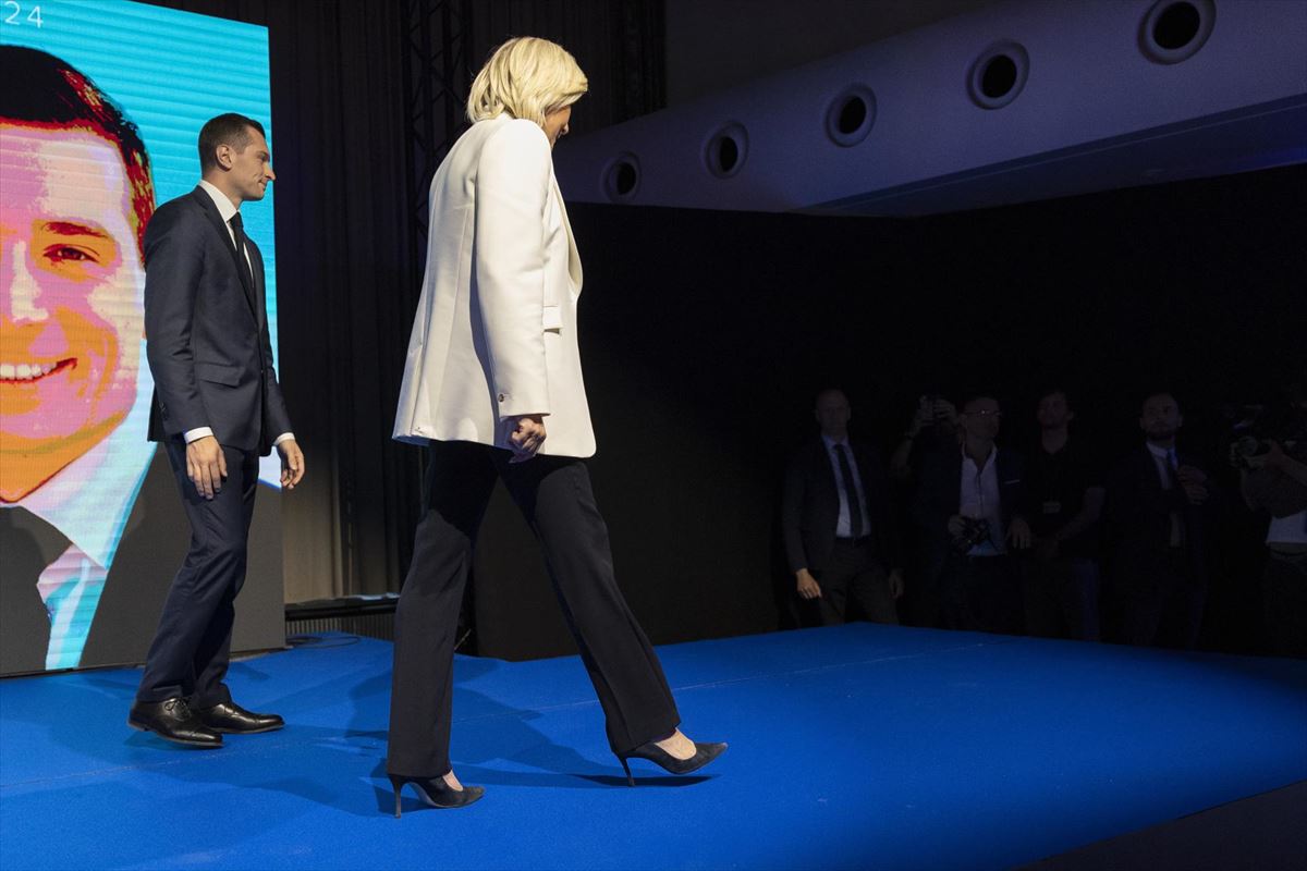Marine Le Pen y Jordan Bardella la pasada noche electoral. Foto: EFE