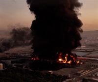 Espectacular incendio de una refinería de petróleo en el Kurdistán iraquí