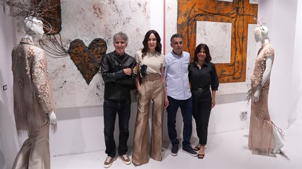 Mikel Erentxun, Isabel Zapardiez, Juan Luis Biain y Lourdes Pérez, en la presentación de Florakción