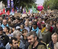 Miles de personas se movilizan en Francia contra el auge de la ultraderecha