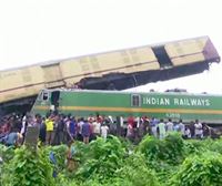 Al menos cinco muertos y más de 20 heridos en un choque de dos trenes ocurrido en la India