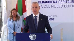 Osakidetzako langileen lana balioan jarri nahi izan du Urkulluk bere azken ekitaldi ofizialean