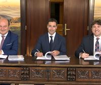 El PNV y el PSE-EE firman el acuerdo para formar un nuevo Gobierno de coalición 