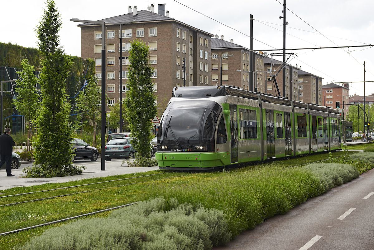 El tranvía de Vitoria-Gasteiz. Foto: EFE