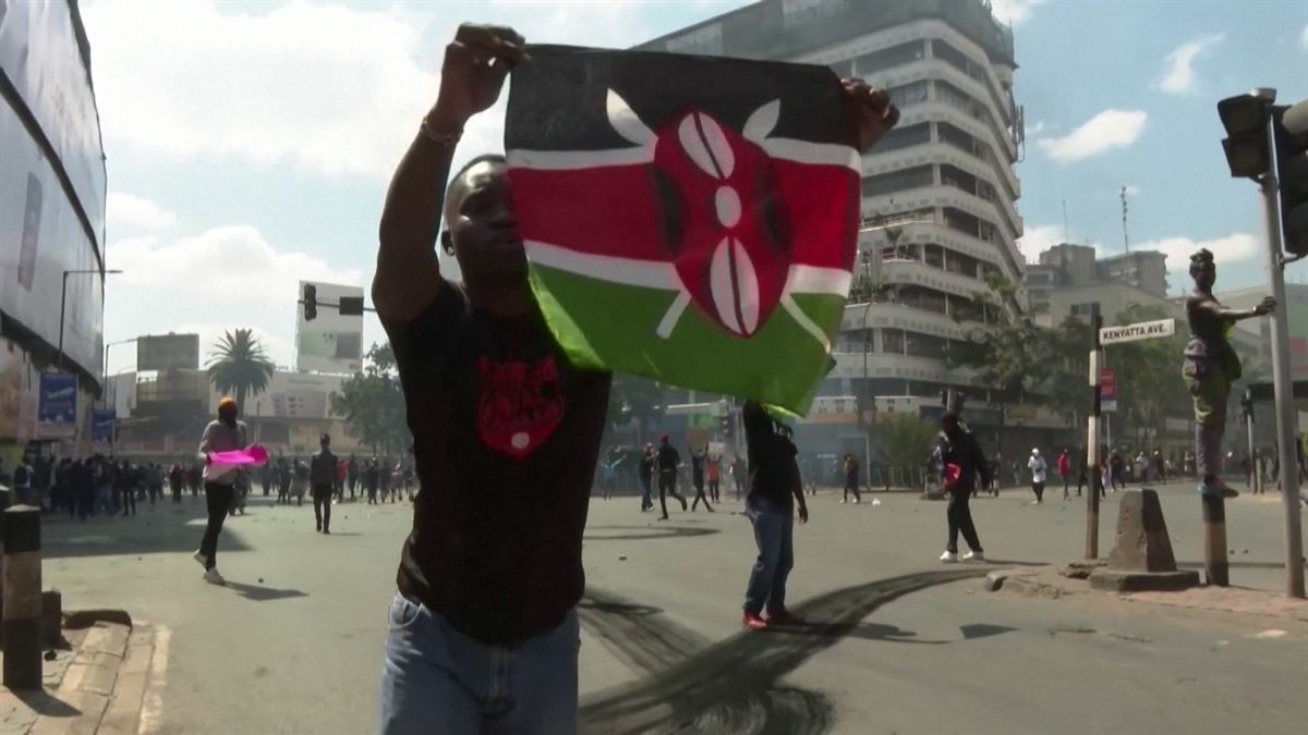 Al menos 8 manifestantes muertos durante las protestas contra la subida de impuestos en Kenia