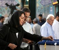 Jalili kontserbadoreak eta Pezeshkian erreformistak bigarren itzulian izango dute jokoan Irango presidentetza