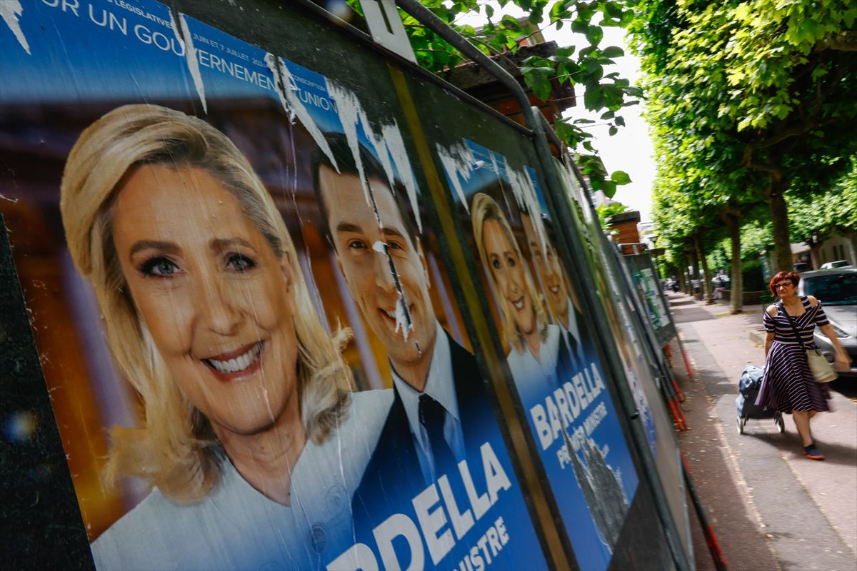 La Agrupación Nacional de Marine Le Pen aspira a lograr la mayoría absoluta en la segunda vuelta