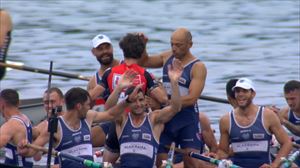 Urdaibai se lleva la Bandera de Bueu con otra exhibición en aguas de Galicia