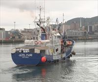Aita Mari sale del puerto de Pasaia y pone rumbo al Mediterráneo