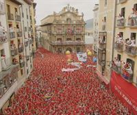 Nervios y emoción en las horas previas al lanzamiento del chupinazo en Pamplona