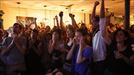 Los franceses celebran los resultados electorales. Foto: EFE