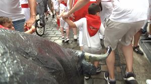 Entzierro txiki jendetsua Iruñean