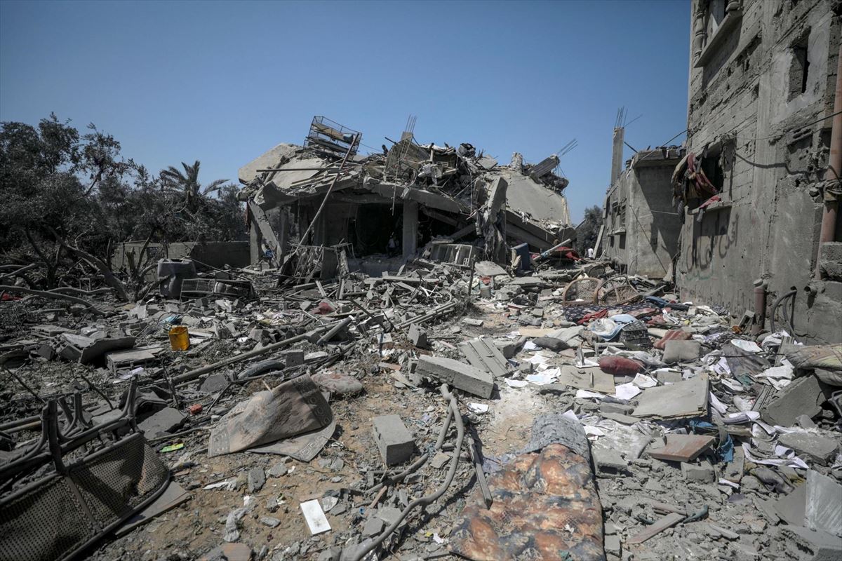 Devastación hoy en Al Nuseirat (Gaza). Foto: EFE