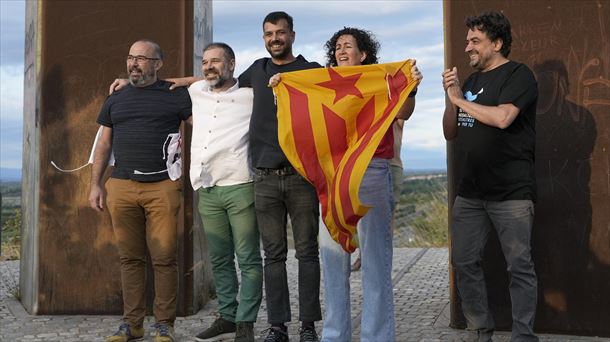 Rovira, Rodríguez, Wagensberg, Serra y Campmajó, a su llegada a Cataluña. 