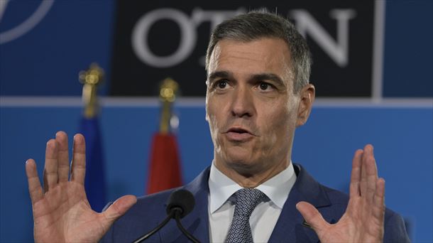 Pedro Sánchez se prepara para la declaración ante el juez, en ''tirantes y gallumbos''