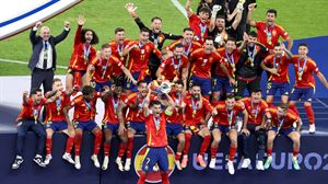 Los goles de Nico Williams y Mikel Oyarzabal hacen de España campeón de la Eurocopa (2-1)