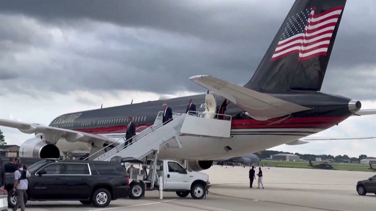 Trump llega a Milwaukee. Imagen obtenida de un vídeo de Agencias.