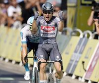 Jasper Philipsenek irabazi du Nimeseko esprinta, eta hiru etapa daramatza 2024ko Frantziako Tourrean