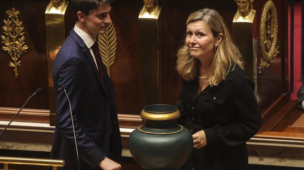 Macronist Yael Braun-Pivet repeats as president of the French National Assembly