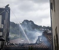 Cinco heridos en el incendio de un edificio del casco viejo de Mutriku