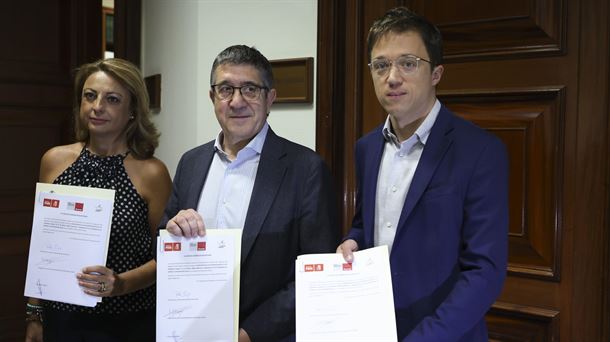 PSOE, SUmar y Coalición Canaria registraron la iniciativa. Foto: EFE