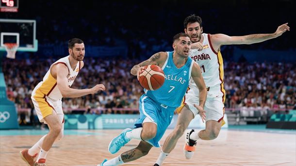 Dario Brizuela en el partido ante Grecia. Foto: EFE