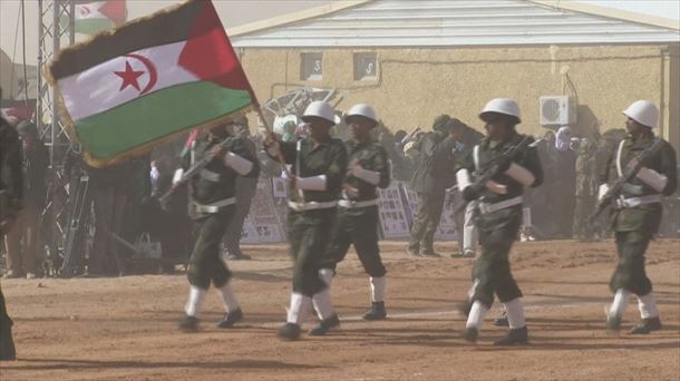 Fuerzas del Frente Polisario desfilando. Imagen de archivo: AFP