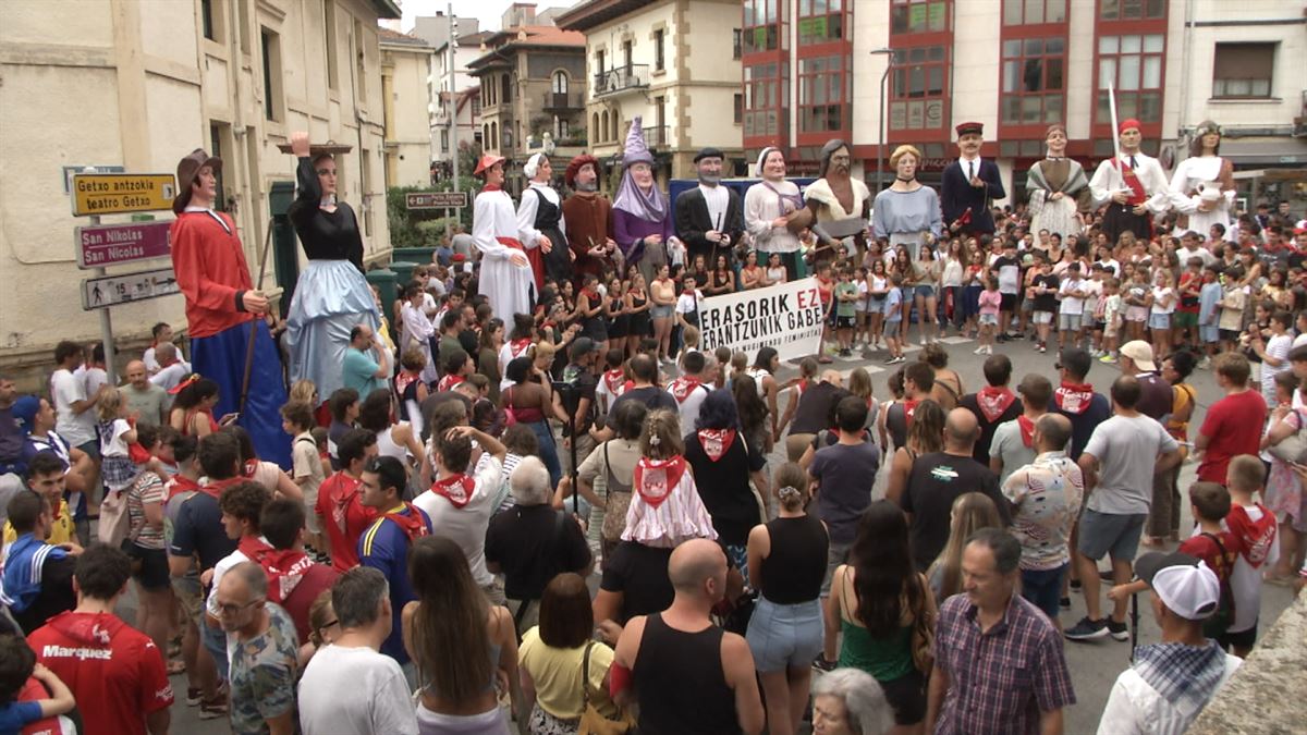 Concentración en Algorta (Getxo, Bizkaia). Imagen: EITB