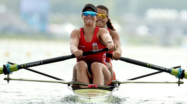 Cid y Briz, durante la final B. Foto: EFE