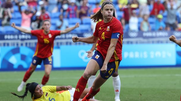 Irene Paredes celebra el gol del empaten ante Colombia. Foto: EFE