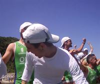 La celebración de Hondarribia después de ganar la Bandera Orio Kanpina tras remar en la segunda tanda