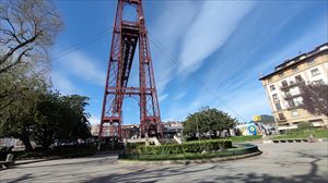 Tanzaniako istripu tragikoak Areetako familia bat kolpatu du