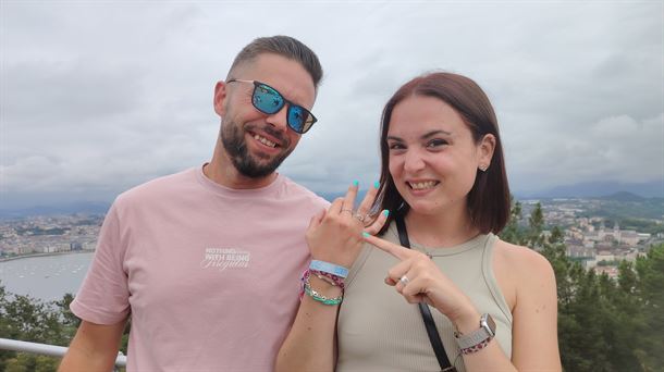 Pedida de mano en el parque de atracciones del Monte Igeldo. Ella no sabía nada y se quedó en "shock".