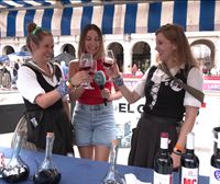 El curioso concurso que aúna gastronomía, cata de vino y lanzamiento de bota en fiestas de La Blanca