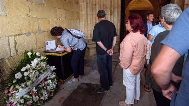 Funeral de de la joven vizcaína Eneritz Argintxona el jueves, en Erandio. Foto: EFE