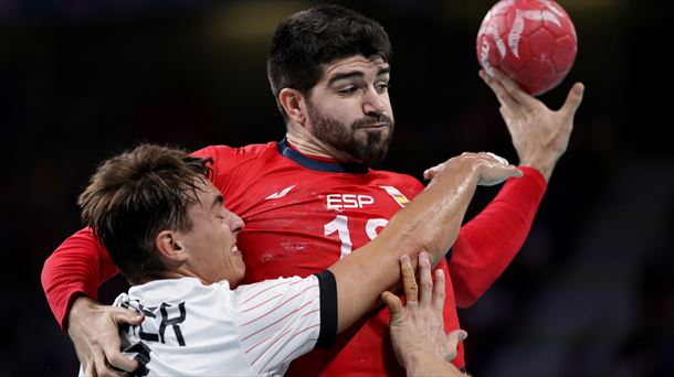 Imanol Garciandia, con España, en el duelo contra Alemania. Foto: EFE