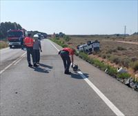 Un muerto y dos heridos graves en un choque frontal entre un camión y una furgoneta en Murchante