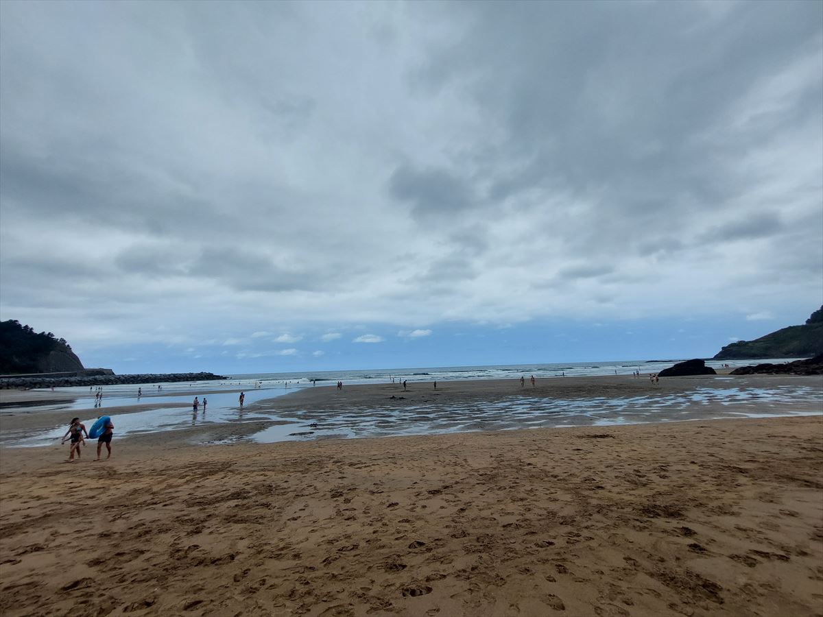 Playa de Santiago de Deba (Gipuzkoa).