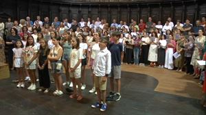 El Orfeón donostiarra interpreta La Salve en la tradicional misa de la víspera de la Virgen