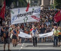 Miles de personas piden en Bilbao la vuelta ''a casa'' de los presos de ETA