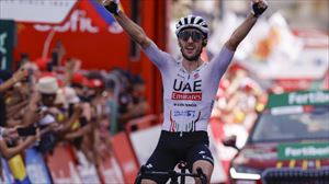 Adam Yates gana la 9ª etapa de la Vuelta con exhibición incluida y Ben O'Connor refuerza el liderato