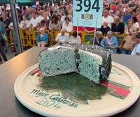 El queso de Cabrales bate el récord mundial: 36 000€ por el queso ganador de este año