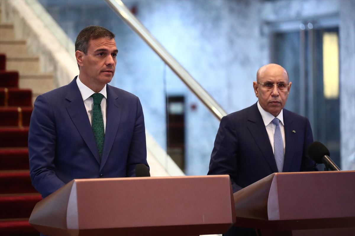 Pedro Sánchez y el presidente de Mauritania, Mohamed Uld Ghazuani. Foto: EFE.