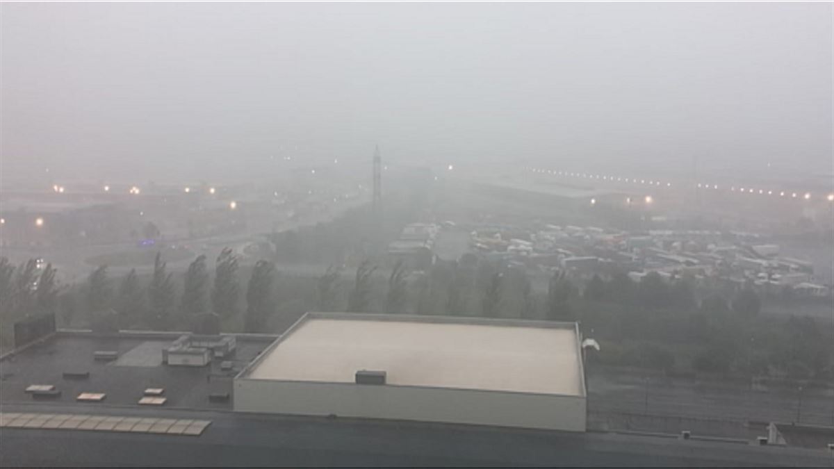 Intensas lluvias y una espesa niebla para terminar agosto en Barakaldo