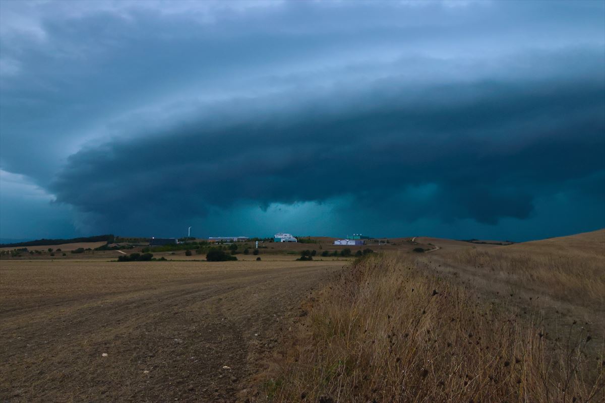 Célula tormentosa en Álava. Foto: Ibon Txoperena Saez.