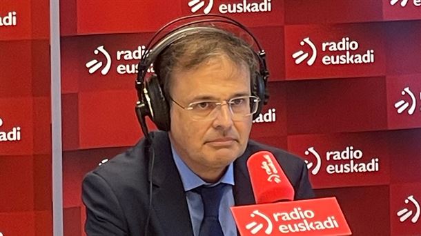 Entrevista a Alberto Martínez, consejero de Salud, en Radio Euskadi