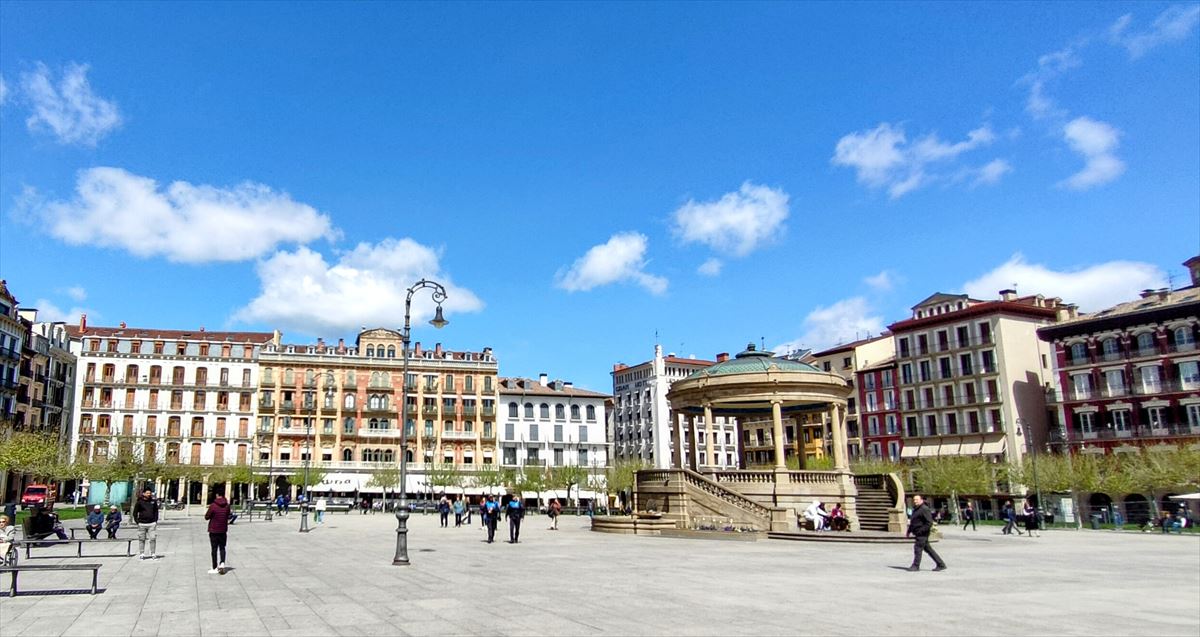 Plaza del Castillo, Pamplona. Foto: Nieves Urmeneta. 