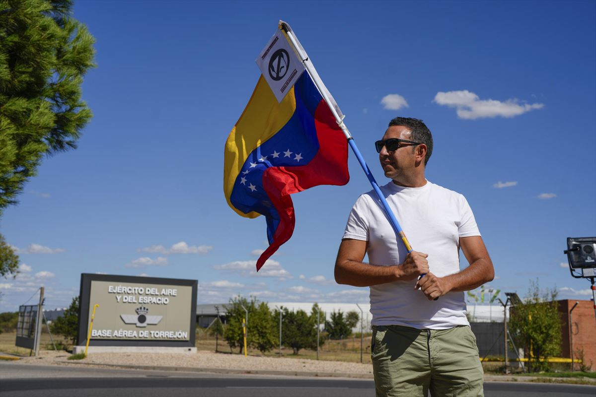 Un simpatizante de González en Torrejón de Ardoz