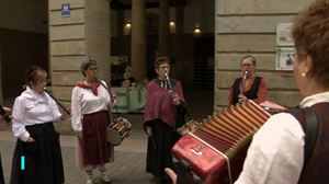 Euskal Jaietako azoka berezia ospatzen ari da Ordizia 