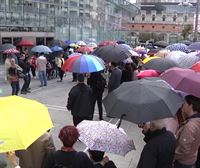 Paraguada multicolor en Bilbao por la plena inclusión de las personas con discapacidad intelectual